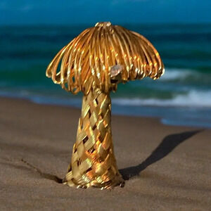 Vintage Rhinestone Palm Tree Gold Tone Wire Brooch